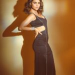Priyanka Chahar Choudhary Instagram - ✨✨✨ Stylist: @kmundhe4442 Photographer: @navneet_photography Makeup: @manudheeraj_makeupartist Hair: @parvatisingh77 x @tapnrise Outfit: @pameenofficial Jewellery: @pohumaljeweller Team: @greenlight__media #priyankachaharchoudhary