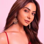 Rakul Preet Singh Instagram - 💕💕let’s wear elegance today 💕💕