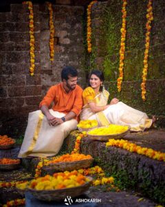 Rithika Tamil Selvi Instagram - 1st Onam 🌼🌺

#onam23 #onam #onamcelebration #onamsaree #firstonam #firstonamtogether😍❤️ #onam2023 #kerala #keralagodsowncountry #keralabride #weddingjewellery #jewelry #trending #trendingnow #onamphotoshoot #rithika #rithikatamilselvi #tamil_rithika #vijaytelevision #trendingupdates #tamilserial