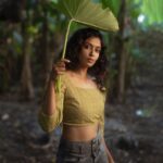 Roshini Haripriyan Instagram - Thanga Thaamarai 🤍 Photography @irst_photography #roshniharipriyan #green #nature Chennai, India