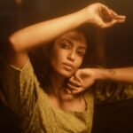 Roshini Haripriyan Instagram - Let your soul glow ♥️✨ Photography @irst_photography #roshniharipriyan #photooftheday #happy #glow Chennai, India