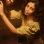 Roshini Haripriyan Instagram - Let your soul glow ♥️✨ Photography @irst_photography #roshniharipriyan #photooftheday #happy #glow Chennai, India