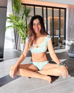 Shreya Dhanwanthary Instagram - Pool Day 
.
@langhamgoldcoast @australia @destinationgoldcoast @queensland
.
Photographed by @manishamakwana18 ❤️