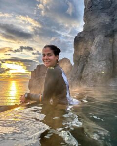 Shreya Dhanwanthary Instagram - Day 8 in Dreamland 🇮🇸
