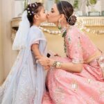 Smriti Khanna Instagram - Some favourites from the wedding day My outfit @houseofneetalulla Makeup @raveen_anand Anayka’s outfit @the.adorbss Gautam’s outfit @abujanisandeepkhosla Decor @eventfullyyoursdesign The Leela Palace New Delhi