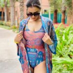 Smriti Khanna Instagram - Fav looks from our last vacation before we head to our next! ✈️ Dubai, United Arab Emirates