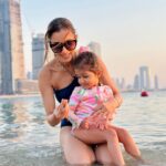 Smriti Khanna Instagram - No, she doesn’t sell seashells on the seashore .. just collects them and puts them back in the sea 🐚 #MagicalDays with #favorites Palm Beach, Dubai
