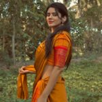 Soundariya Nanjundan Instagram - சௌந்தர்யா 🧡 🍂 📸 - @bhoopalm_official 🍂 🍂 🍂 🍂 🍂 🍂 #soundariyananjundan #kumbakonam #tamilnadu #instagram #instagood #outfit #indian #halfsaree #saree #lehenga #sareelove #sarees #halfsarees #pattusaree #halfsareelove #sareesofinstagram #fashion #traditional #blouse #sareeblouse #ethnicwear #lehengacholi #sareelovers #sareedraping #pattu #lehanga #pattupavadai #pattulehenga #dupatta #sareefashion
