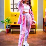 Sreejita De Instagram - A night full of entertainment and memories made on the set of #entertainmentkiraathousefull ✨ . 🎬Shot & Edited by @ashmaneditors . Styling: @ashnaamakhijani @styledbyashna Outfit: @platf0rm9 Jewellery: @delicatofficial . #sreesquad #sreejitade #BehindTheScenes #TVShow #ActressLife #OnSet #socialmedia #viral #explorepage #trending #explore #instagram #instadaily