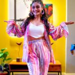 Sreejita De Instagram - A night full of entertainment and memories made on the set of #entertainmentkiraathousefull ✨ . 🎬Shot & Edited by @ashmaneditors . Styling: @ashnaamakhijani @styledbyashna Outfit: @platf0rm9 Jewellery: @delicatofficial . #sreesquad #sreejitade #BehindTheScenes #TVShow #ActressLife #OnSet #socialmedia #viral #explorepage #trending #explore #instagram #instadaily