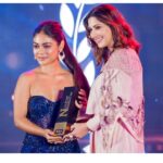 Sreejita De Instagram - Reality star of the year! 🏆 Thank you my fans, family and friends for your immense love and support. Forever grateful 🙏🏼❤️ @iamsonalibendre it was an honour 😊🙏🏼 #nationalqualityawards2023 Wearing @majesticbyjapnah @pr4ucommunications . #sreesquad #Sreejitade #goodvibes #trendingreels #viral #explorepage #explore #trending #trends #trend