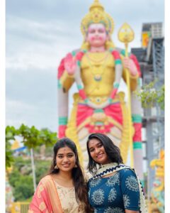 Srinisha Jayaseelan Instagram - All prayers and blessings 💜❤️✨