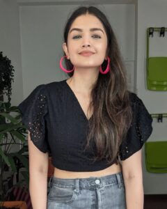 Tara Alisha Berry Instagram - 🩷🖤🩷