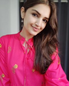 Tara Alisha Berry Instagram - 🌺