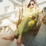 Tina Datta Instagram - Baarish mein Sun ko kar rahe ho Miss? See, how it gave me a Kiss!! Bas Insta isse zyada nahi ho sakti main poetic! . . . #EklaChaloRe #WarriorPrincess #TinaKaStyle #sunshine #sunkissed #photooftheday #instagood #ootd #tinadatta