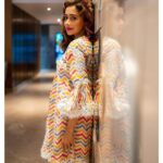 Tina Datta Instagram - Women of choice, words and efforts!! She makes her own crown and wears dignity on. Coz she’s the most beautiful representation of divinity. And She is You!! . . . #EklaChaloRe #WarriorPrincess #TinaKaStyle #fashion #style #fashiongram #lookbook #stylefile #crown #tinadatta