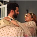 Tina Datta Instagram - Badlaav ki iss kahani mein, pyaar le aaya hai ek naya mod. Kaise karenge Surili aur Shivendra aane wale saare toofano ka saamna? Jaane ke liye dekhte rahiye Hum Rahe Na Rahe Hum; Monday to Friday, rat 9:00 baje, Sony Entertainment Television par. @sonytvofficial @swastikproductions . . . #SuriliShivKiShaadi #HumRaheNaRaheHum #SonyEntertainmentTelevision #wedding #photodump #jaybhanushali #tinadatta