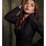 Tina Datta Instagram - Did you just think you could say what you want to and walk away? Too delusional eh? This girl is a warrior and one who is going to fight for herself till her last breath! . . . #EklaChaloRe #WarriorPrincess #TinaKaStyle #fashion #style #lookbook #stylefile #fashionnova #fashiongram #tinadatta