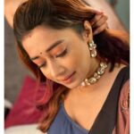 Tina Datta Instagram - Samay ke iss badlaav ka saamna kaise karenge SurShiv? Dekhte rahiye Hum Rahe Na Rahe Hum, Monday-Friday 9:00 PM on @sonyentertainmenttelevision To an upcoming spree of entertainment... Keep Watching!! . . . . @swastikproductions @rahultewary @sktorigins @g3gill #SomvaarWithSurili #EklaChaloRe #WarriorPrincess #sonyentertainmenttelevision #gratitude #instagood #surili #instadaily #tinadatta