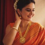 Vaidehi Parashurami Instagram - Vintage vibes! 🌸 Outfit by- @pratha_sarees Jewellery by- @kankshinistudio Heels- @stoffastyle Styled by- @sayali_vidya Assisted by- @wranshaaayyy Hair by- @nilampatel12 Makeup by- @vrushti_harkare Personal Assistant- @mr.asalm_khan_46 Captured by- @shrutisbagwe Managed by- @prernaasuryawanshi Assisted by- @poojatayde