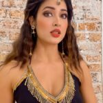 Vidisha Instagram - Samjhe Kya !! . . @officialjoshapp . #danceekpujahai #mohinikadance #dialogue #vidisha #trending #trendingreels #dance