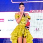 Aahana Kumra Instagram - Only in the darkness you can see the stars 🌟🌟 Thank you for the honour @filmfareme @rizwan.sajan @danubeproperties @aljanahi @aakankshanaval_aksn Photos by : @yasirstudios1986 #filmfaresocialnight #filmfareme . . . . #awardsnight #redcarpet #socialnight #socialmedia #influencer #actorlife #aahanakumra #danubeproperties #dubai #uae Palazzo Versace Dubai