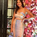 Aahana Kumra Instagram - A flower does not think of competing with the flower next to it 🌸🪻🌸🪻🌸🪻 #aboutlastnight Thank you @aditya_pittie and @sravanyaadityapittie for a fabulous 40th bash 🥳 🎂 #saturdate . . . . #saturday #aahanakumra #birthday #birthdayparty Taj Mahal Palace