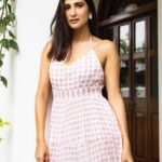 Aahana Kumra Instagram - || Sukoon || 🌸🌸 🌸🌿🦚🌿🦚🌸 Outfit : @jovifashion Styling and concept : @abhimanyusinghtomarr Photography : @yashjangidphotography Make up : @omsenmakeup Location : @vanaam_ami_jaipur #saturdate 🌸💕 . . . . #saturday #saturdaynight #saturdayvibes #saturdaymood #saturdaze #aahanakumra Jaipur - The pink city