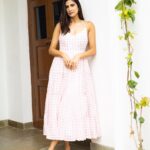 Aahana Kumra Instagram - || Sukoon || 🌸🌸 🌸🌿🦚🌿🦚🌸 Outfit : @jovifashion Styling and concept : @abhimanyusinghtomarr Photography : @yashjangidphotography Make up : @omsenmakeup Location : @vanaam_ami_jaipur #saturdate 🌸💕 . . . . #saturday #saturdaynight #saturdayvibes #saturdaymood #saturdaze #aahanakumra Jaipur - The pink city