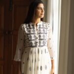 Aahana Kumra Instagram - Lookin' through the windows The window to your heart Oh baby, yeah I can see it's cloudy The rain's about to start Happiest birthday gazloo 🌸 Outfit : @gazalmishraofficial Styling : @abhimanyusinghtomarr Make up : @omsenmakeup Photos : @yashjangidphotography Location : @vanaam_ami_jaipur . . . . #happybirthday #portrait #portriatphotography #photoshoot #photographer #window #aahanakumra #pink #pinkcity #jaipurdiaries #jaipur Jaipur - The pink city