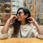 Aakanksha Singh Instagram - Hello Monday 🤓