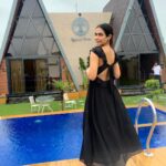 Aakanksha Singh Instagram - A weekend to remember ♥️ with my Precious people at @oakwoodfarmsjaipur Thankyou for the lovely hospitality.. Got to spend the day at this beautiful property in Jaipur.. . . This birthday was beautiful in so many ways,My Heart is full of gratitude for everything I have in my life, My People,My profession,everything that I experience.. one thing I am learning with each passing time is never take anything for granted..so Iam grateful for the minutest things in life. What my heart craves for is love and time I spend with my loved ones over anything .. didn’t plan to “celebrate” “celebrate” the day but then I wanted to feel good about being born thus thought of celebrating it in a way,papa would have wanted , I missed papa a lot that day and was very vulnerable,but one thing I knew that he will be very happy seeing us all together.. ♥️ I cried I laughed I smiled .. thank you my loves for always being there for me @kunalsain17 @singhchayanika @i_a.b.h.i.s.h_k @harshvardhansethsingh @kanika.ajmera @kanika_vijay @a.d_yadvendra @naveen_choraria @sain.indra @renu.seth1962 @manishjainbb3bb3 @ankxrinx @mathurabhishek86 #timon #aganaya @priyankasethia23 wish you were here I love you guys..♥️ And last but not the least the fans and well wishers Iam grateful for each one of you who sent me their love and blessings through their text, Dm’s,emails etc. Your love means a lot to me..It feels special .. 🥂 Aakanksha