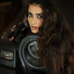 Aakanksha Singh Instagram - Hey you 👀 📸 @pranav.foto 🪄 @aishwarya128 💄💆🏻‍♀️ @makeup.artist.anusha #aakankshasingh