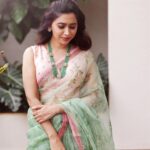 Aarthi Instagram - Feeling Grand in Green 💗 . . . . 💎 @vjjewelleryvision