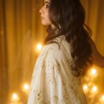 Aarthi Instagram - Palat. Palat. Palat. 😃 💫 💫 💫 #sabyasachiluncheon #launchparty #hyderabaddiaries #fashiongram #playingdressup #ootd #srklover #ddljforlife #palat Hyderabad