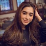 Aarthi Instagram - I make hair contact before I make eye contact. 📸 @clarabellesaldanha #hairsofinstagram #fallready #chocolatebrownforthewin