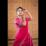 Aashika Padukone Instagram - 🌺 PC: @sa7_photography MUA: @brunda_mua Hairby: @hairstyle_sowmya Designer: @lasyareddyarts Location: @studio.romeojuliet #makeovers #outfit #designer #makeupartist #hairstyles #shoot #photoshoot #photography Studio romeo juliet