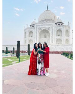 Aashika Padukone Instagram - my constant 💕😘
Happy friendshipday everyone ❤️