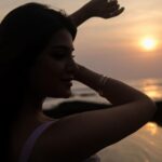 Aathmika Instagram – Errmm… okay, so who painted the sky ?

#Sunsets 
📸 @pranav.foto