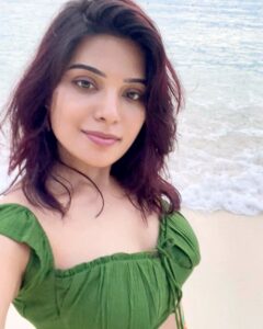 Aathmika Instagram - Lost in paradise 🏝 🌊 💫
#sunset