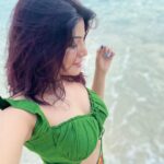 Aathmika Instagram - Lost in paradise 🏝 🌊 💫 #sunset