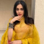 Adah Sharma Instagram - Iss look mein reel hojae? 🐘🐝🐿? 💆‍♀️ @snehal_uk 💃 @juhi.ali Wearing @anjanabohra_official @ #100YearsOfAdahSharma #adahsharma