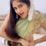 Adah Sharma Instagram - Slow motion waala romance ya fast fast ?🤡🤪🦌❤️ P.S. Ennoda opinion la slow and steady race win pannum for suspense , romance and action but for chemistry , physics and math always keep a fast sharp brain 😋🤪🐘🦌🐝🤓❤️ #100YearsOfAdahSharma #adahsharma #tumtum #dance #dancereels #enemy 📸💇‍♀️@snehal_uk 💃@juhi.ali Wearing @poonamdubeydesigns @kushalsfashionjewellery