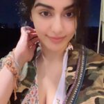 Adah Sharma Instagram - Lights ON or OFF ? Batti bujhaake ya jalaake? Meri kaunsi movie ka dialogue 🤐😜 #100YearsOfadahSharma #adahsharma P.s. some people are just not that bright … you know who you are if you don’t know you aren’t 🥲❤️🤡💩 . P.s. to the p.s. Deleted footage from Commando 3 : Tum bed pe left mein soenga ya right mein? Batti bujhaake ya jalaake