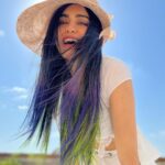 Adah Sharma Instagram - The sun is getting hotter every single day . In just a billion years the heat from the sun will be so intense that liquid water won’t exist on earth . Life on earth will be gone . Forever . Bacteria might be able to survive underground. So put your #sunkissed photos but also be know that bacteria is better than you #stayHumble and be nice and don’t bully people and if you are reading this you have access to the internet which some people aren’t privileged enough to have ! So be greatful 🐞❤️🤓 #100YearsOfAdahSharma #adahsharma The SUN