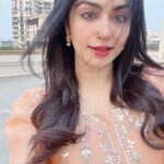 Adah Sharma Instagram - Nose Pin No ?nose pin Yes? (Better be yes I’m wearing one {not this one} for a role 🤫🤐) I have some Coal puns but maybe they are too Kohl for this post hahaa 😎🤓🖤🐞🐼#100YearsOfAdahSharma #adahsharma