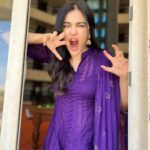 Adah Sharma Instagram - Pimp my ride  aaja meri gaadi mein baith jaa couldn’t decide which caption so both lol Wearing @jaykirtisingh 💜💜💜💜 Hair @snehal_uk #100YearsOfAdahSharma #adahsharma #anarkali #ootd Ahmedabad, India