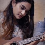 Aditi Ravi Instagram - 🎸 at @ranjinrajrecords 📸 @rahulphotoshoot #instagram #music #world #😊