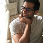 Akshay Oberoi Instagram - Monday Musings! 🤓💭 #Monday #MondayMood
