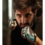 Akshay Oberoi Instagram - Monday mood ➡️ Fighter mode 💪🏼 #MondayMotivation #MondayMood #Monday #Fighter #FitnessGoals #Workout #Fitness #Gymming